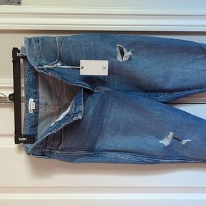 Curvy fit Good American jeans. BRAND NEW!